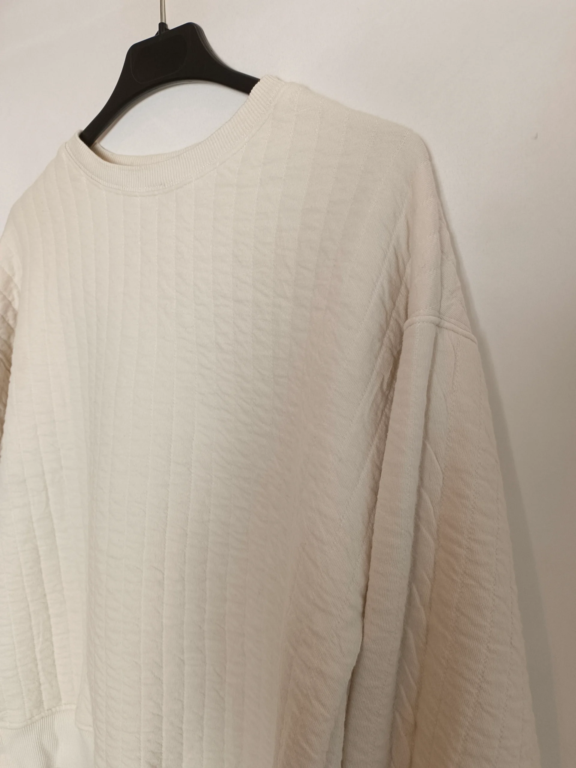 ZARA. Sudadera beige rayas T.13/14(xs) - Imagen 2